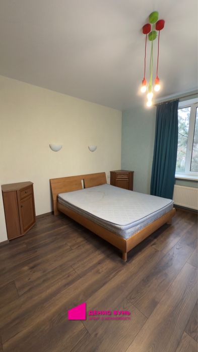 Дом с озером, террасой и зоной барбекю — Подгороднее