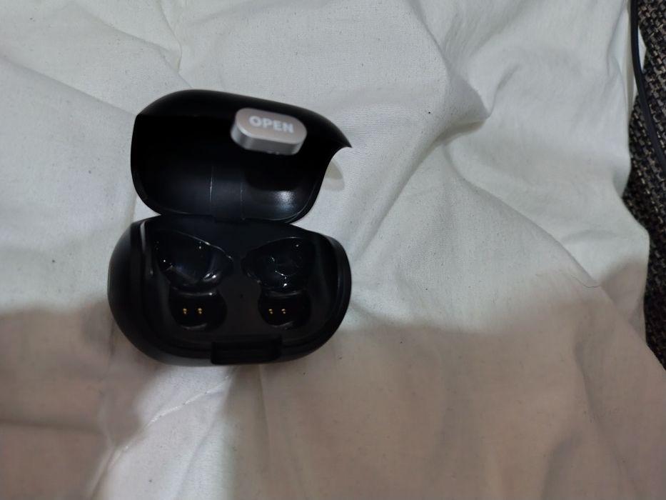 Продам фірмові навушники BUGANI