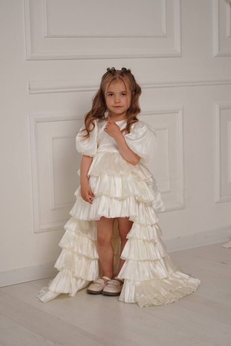 Дитячі сукні,оренда суконь,оренда одягу,дитячі сукні на втпускний,фото