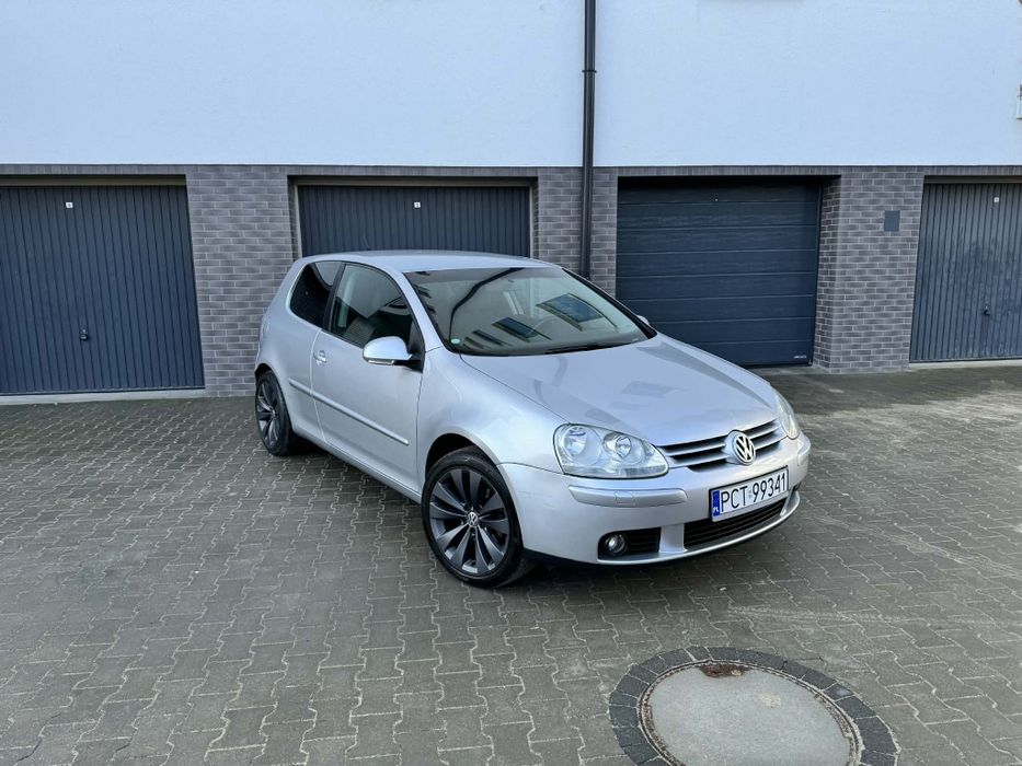 Volkswagen Golf 5 2007rok 1.4mpi mały przebieg
