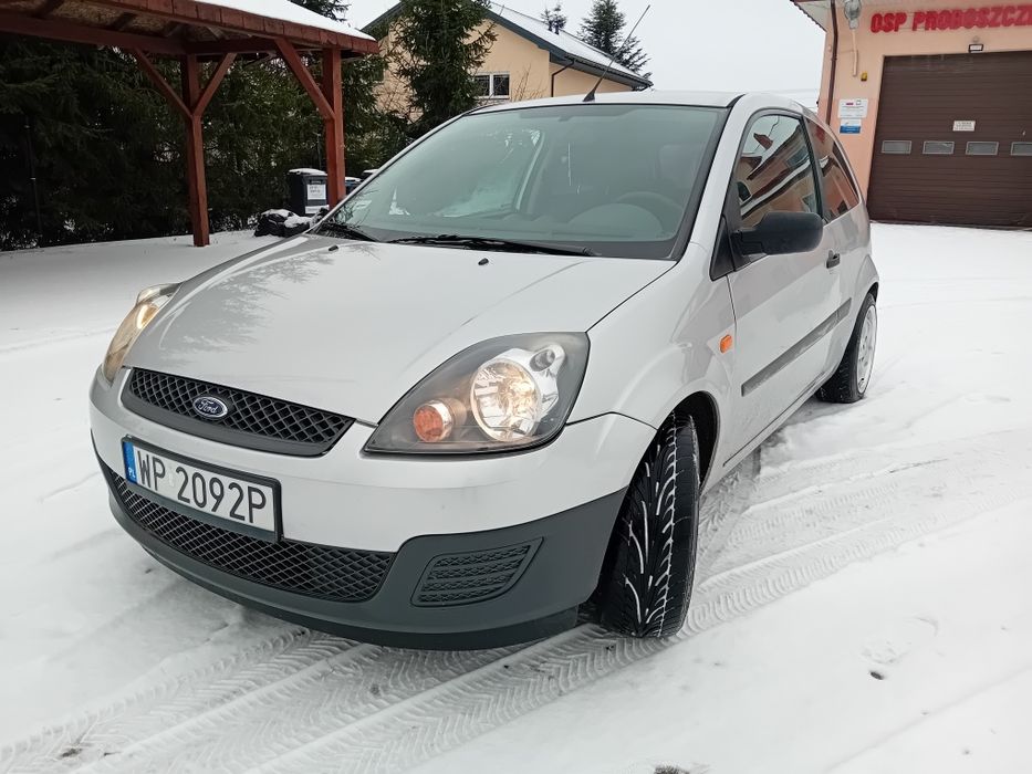 Sprzedam Ford Fiesta 2005r 1.3