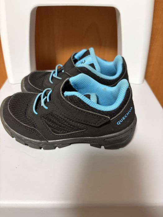Кросівки QUECHUA  25р  15,7 см