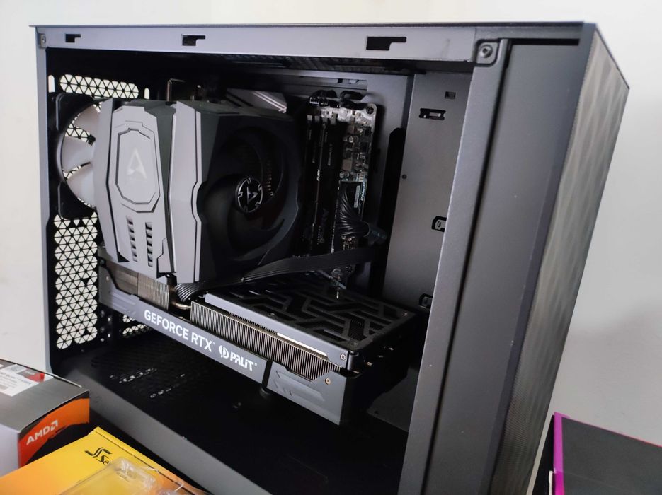 PC Gaming RTX 4070478336591919196163