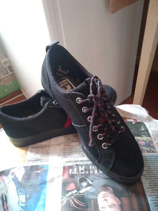 Продам полуботинки