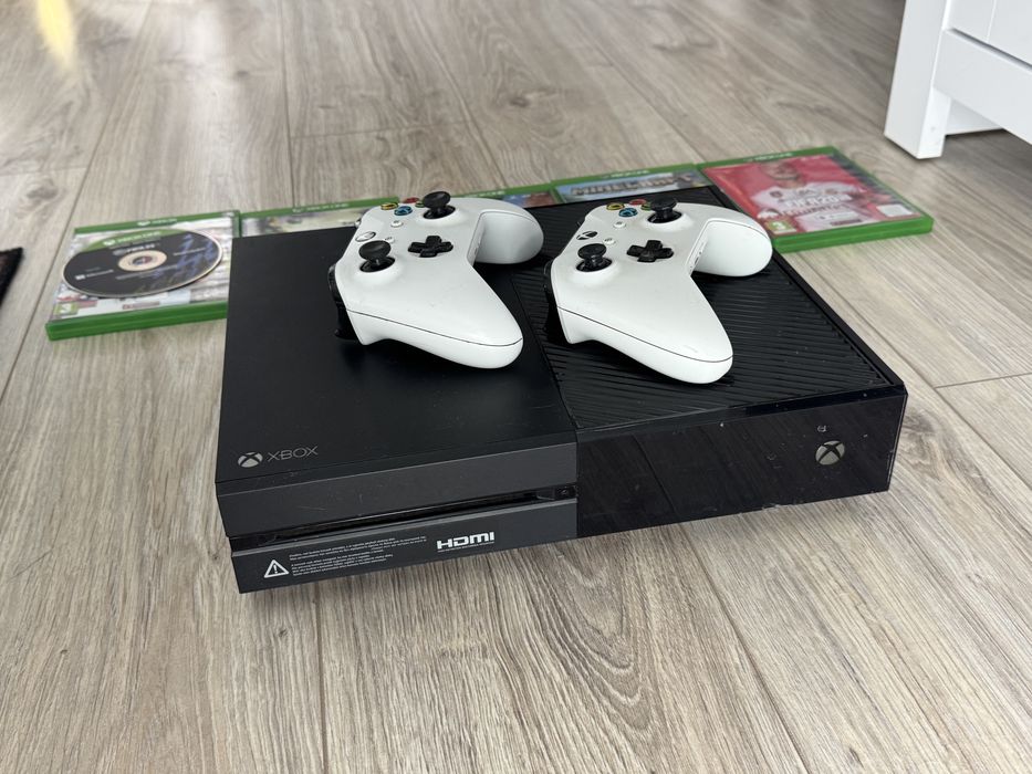 X box one 1 tb 2 pady