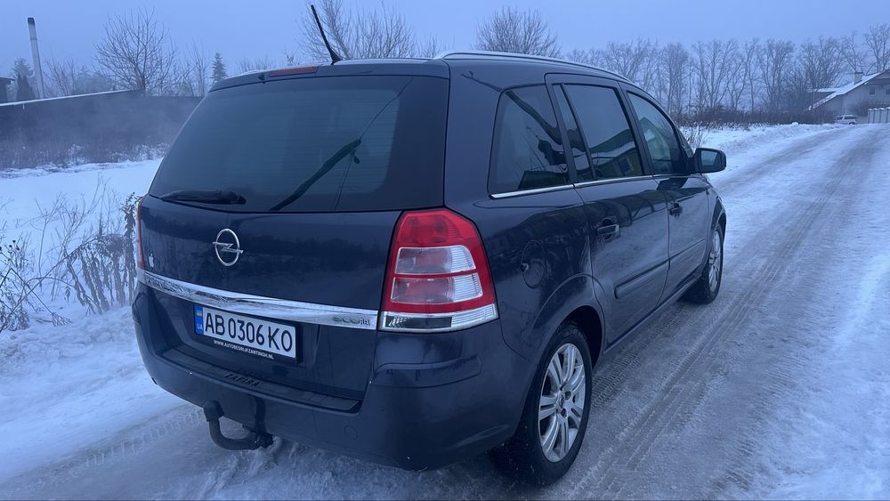 Opel Zafira 1.7 tdi 7 місць 2011р