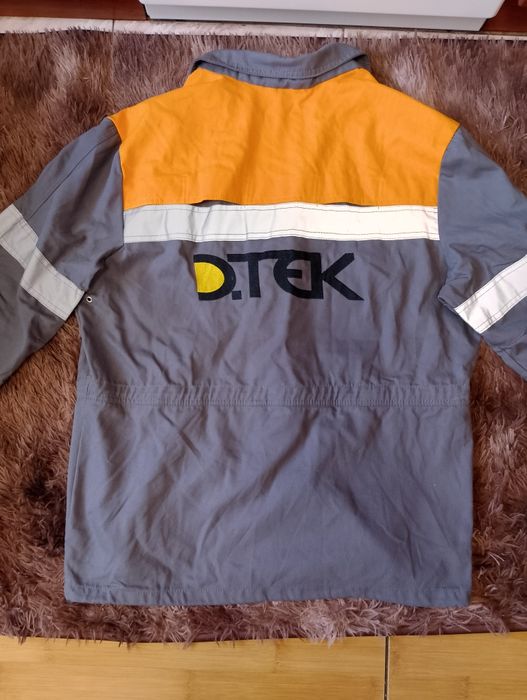 Нова, робоча куртка.