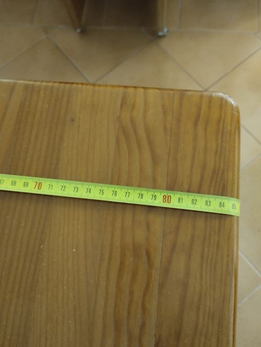 Mesa de jantar extensível + Cadeiras em Madeira Maciça – Pinho Mel