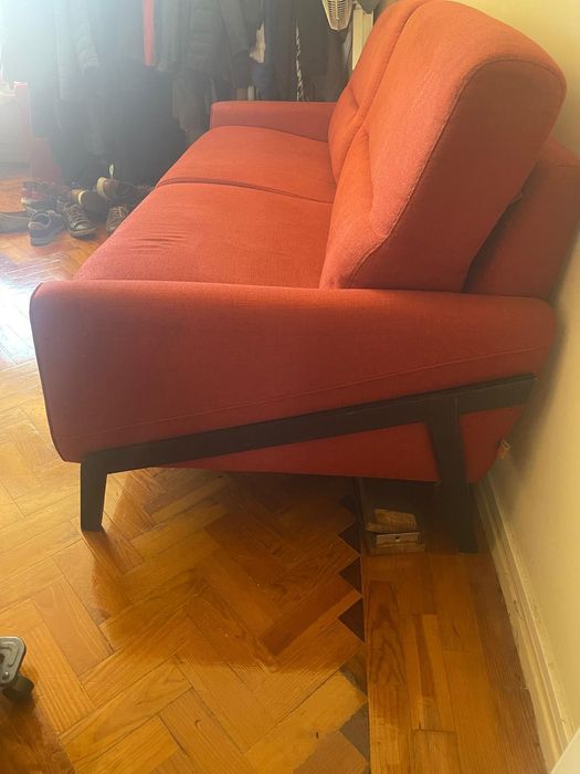 Sofá 2 Lugares Luís Silva (Estilo Vintage/Mid-Century) – Vermelho