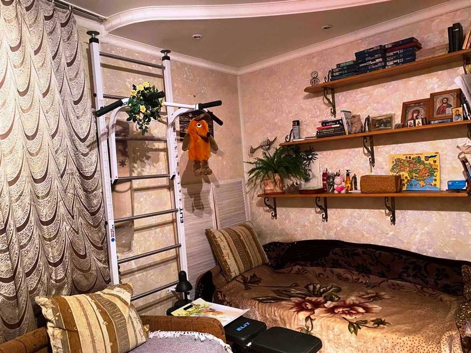 Продам 3к 107м пр- т Науки 62-А Бізнес Клас Ремонт Меблі Техника Цегла