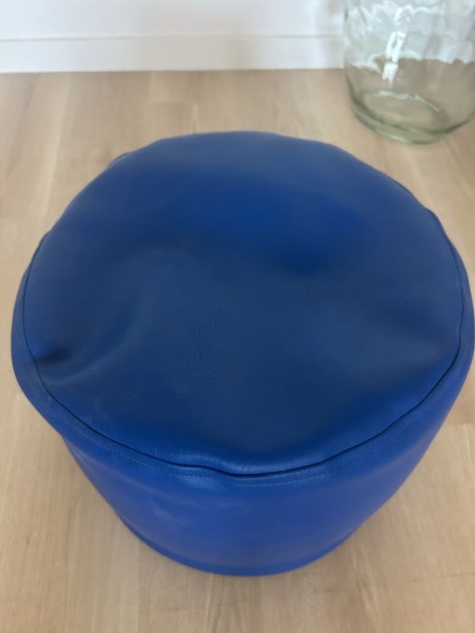 Pufe azul 33cm altura