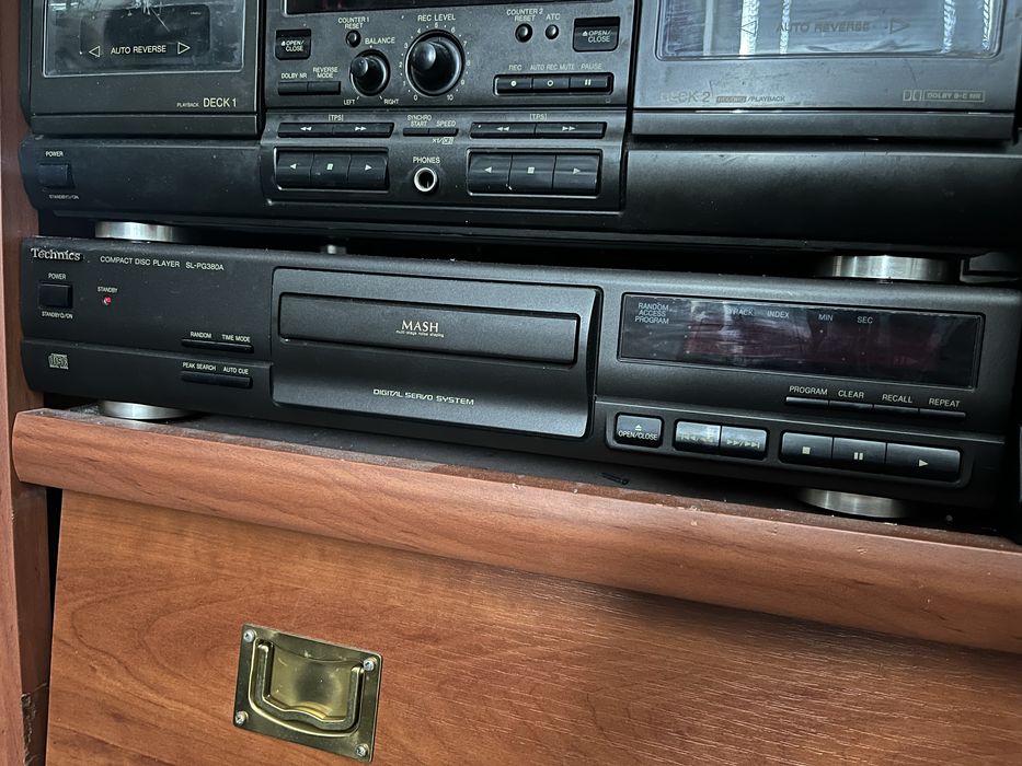 Odtwarzacz Kompakt CD Technics SL-PG380A