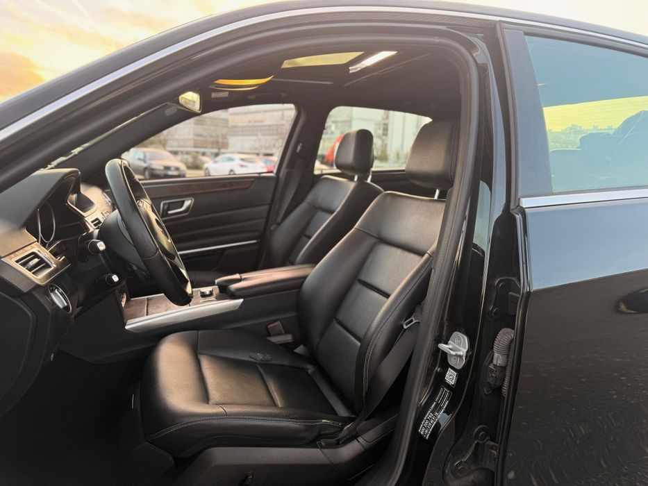 Mercedes-Benz E250 só 82.000 kms Nacional