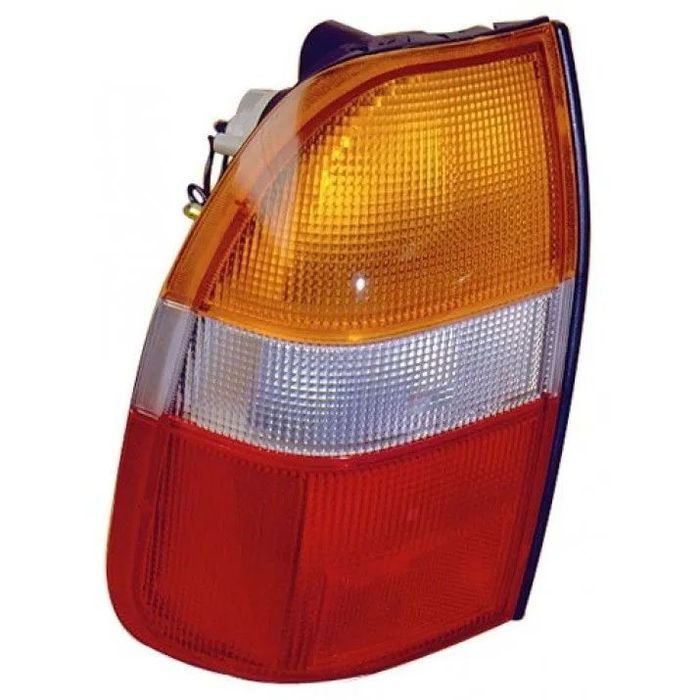 Farolim / Farolins de trás da Mitsubishi L200 Anos 1996 a 2005 NOVO