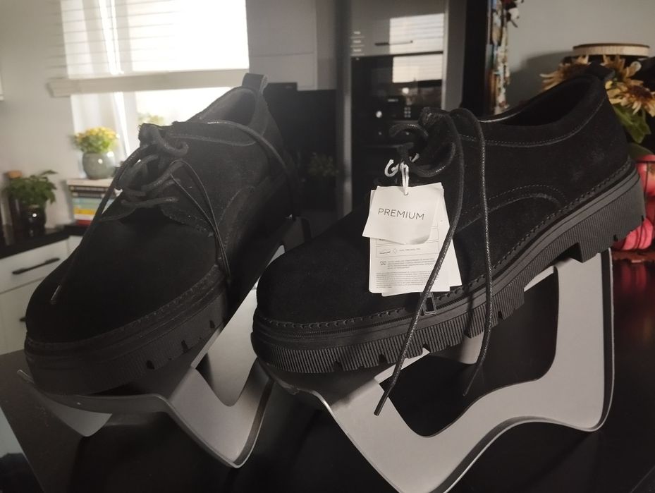 Nowe jesienne buty Reserved, 42, 27cm, SKÓRA.