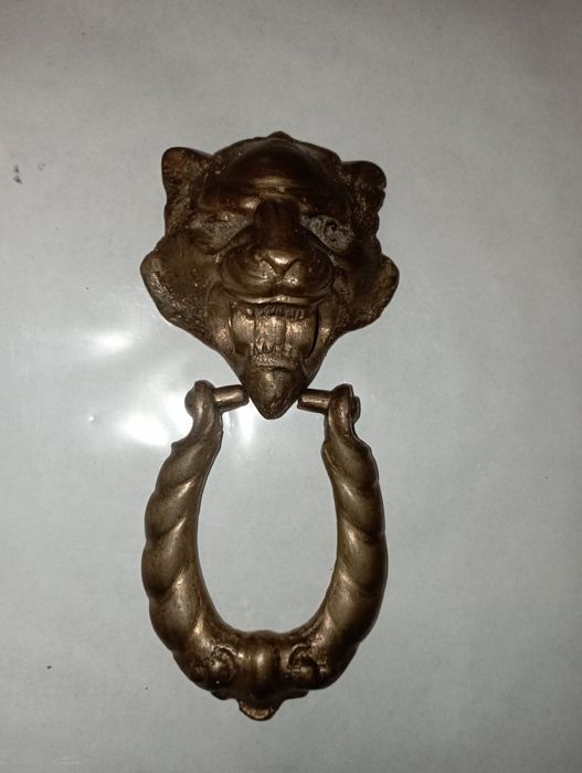 Stara mała kołatka