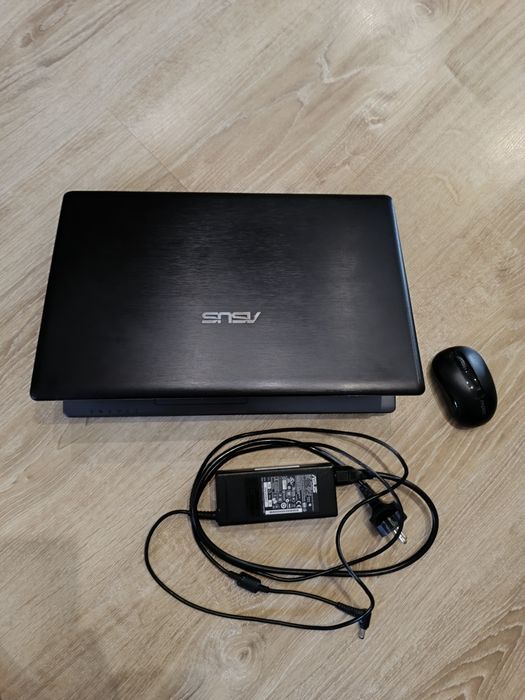 ASUS X 55 V core i3