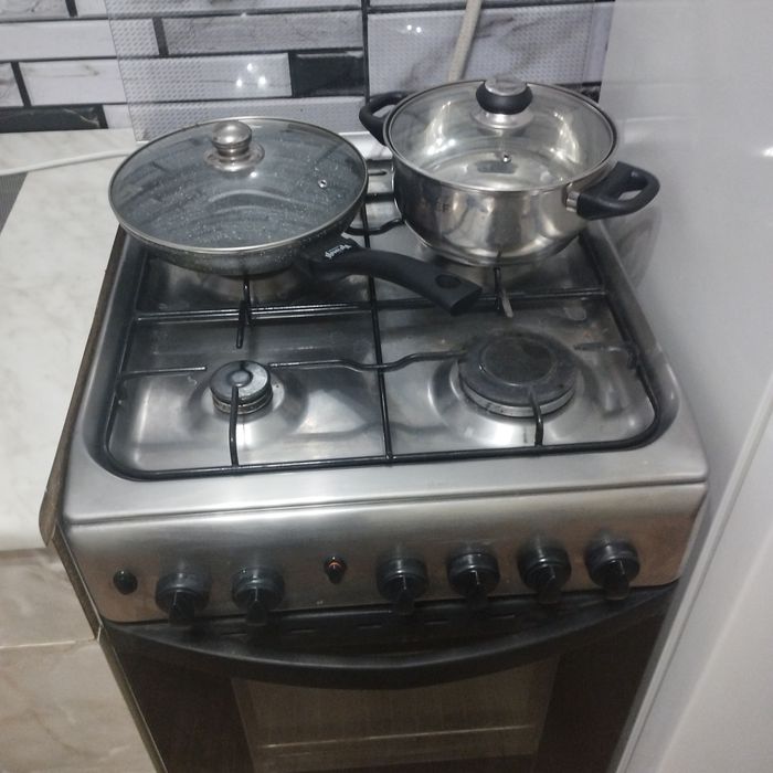 Здається квартира подобово, 1 поверх.