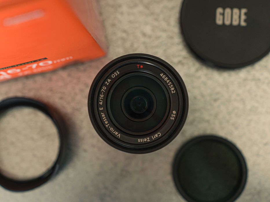Sony Zeiss 16–70 mm Lens (SEL-1670) + Variable ND Filter64741087441537122