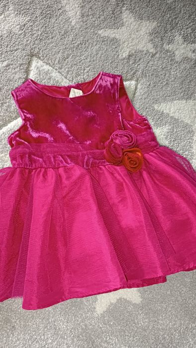Sukieneczka r 62 H&M dla dziewczynki sukienka dla niemowląt noworodka