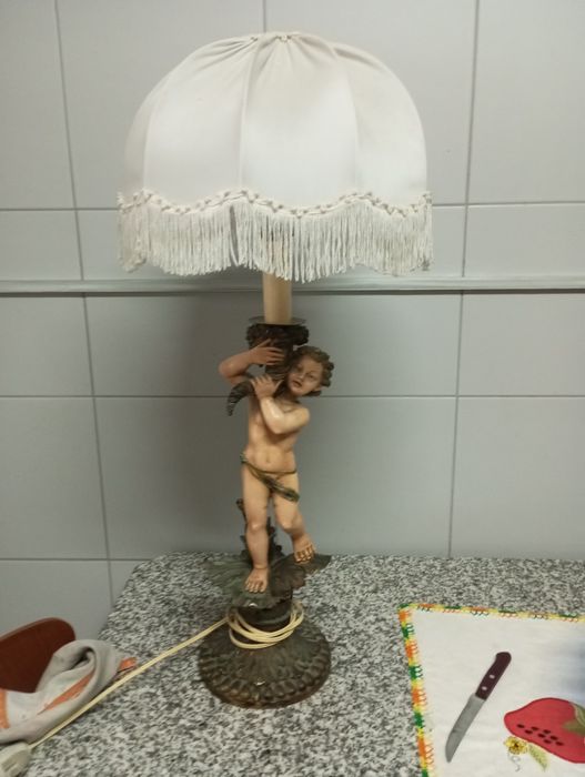 Candeeiro Anjo muito antigo, em cerâmica.