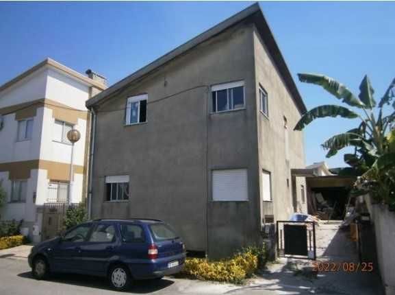Quarto para arrendar em moradia – Matosinhos, Custóias (próximo ao metro)