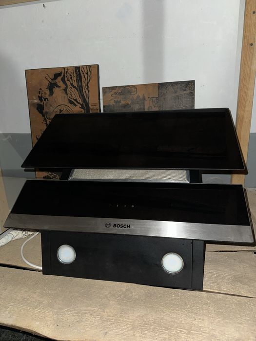 Вытяжка декоративная Bosch