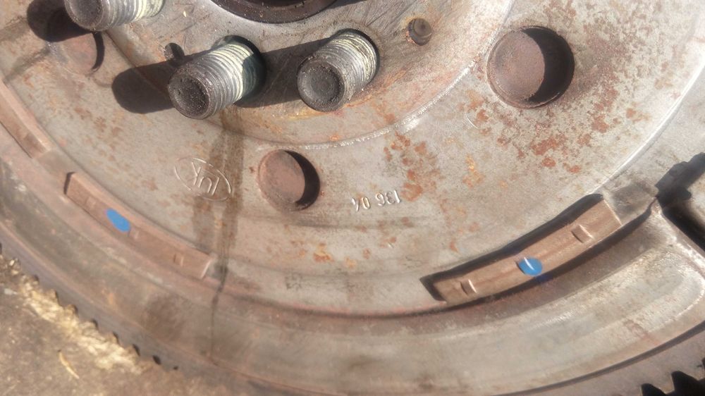 BMW E90 E91 E87 2.0d 163KM Koło dwumasowe sprzęgło