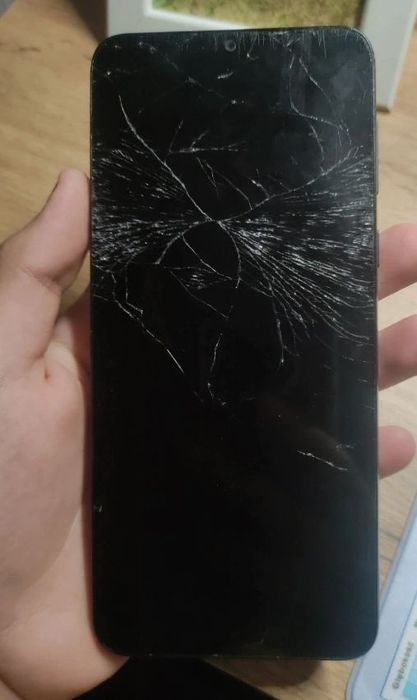 Telefon Motorola E13