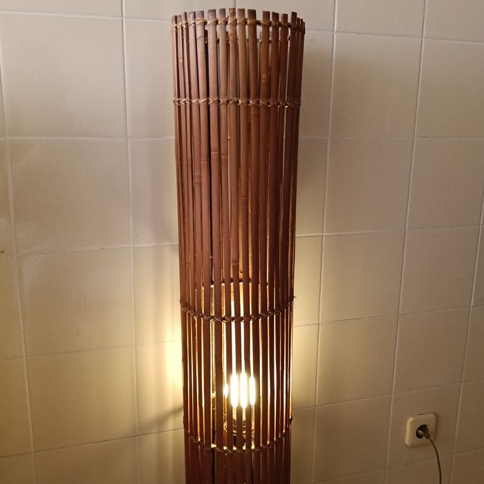 Candeeiro de Pé Vintage IKEA Rotvik (Bambu / Descontinuado)