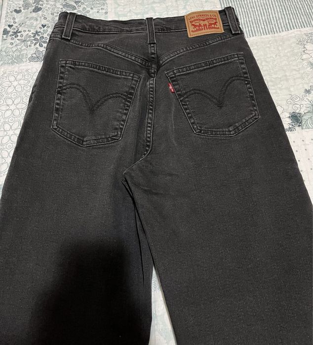 Calças Levi’s Ribcage Straight Full Length W28 L32