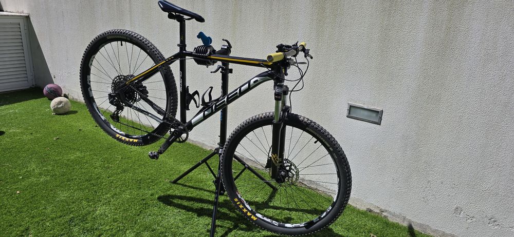 Deed Flame 29 + kit Sram 12x1 + oferta Suporte Btwin