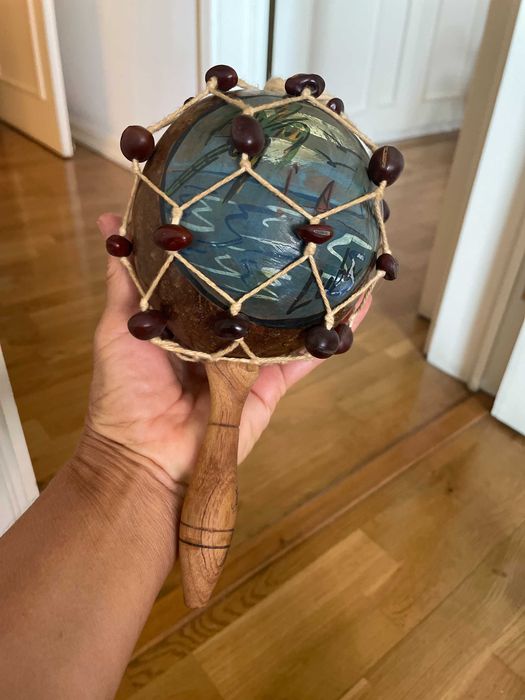 Maraca Cubana vintage, peça artesanal em madeira