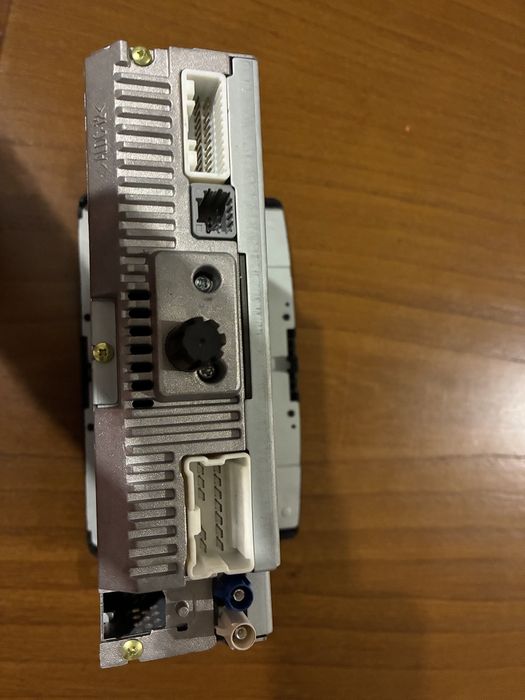 Auto radio usado
