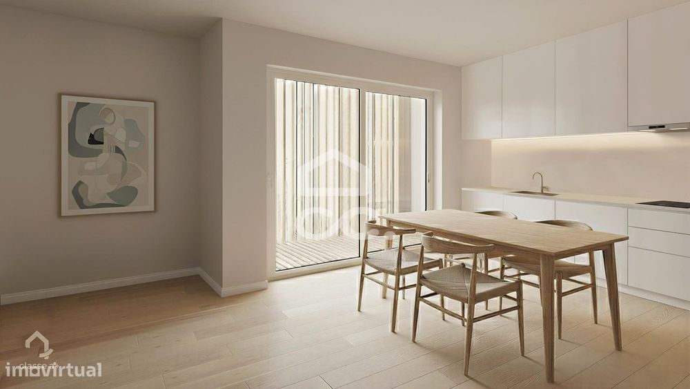 Apartamento T3 Novo com Lugar de Garagem – Urbanização do Condoal, Abr