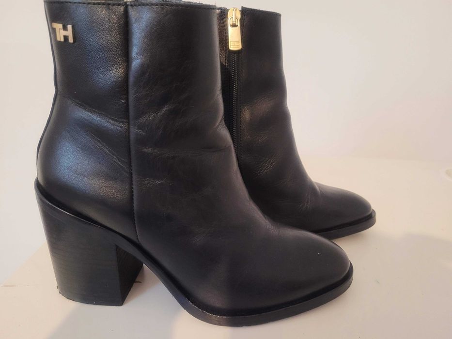 Tommy Hilfiger - buty jesień zima, botki r. 38, czarna skóra, obcas 9