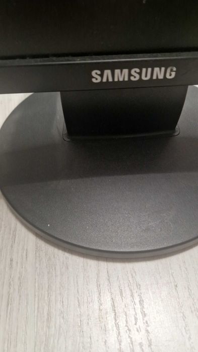 Monitor samsung SyncMaster 2443