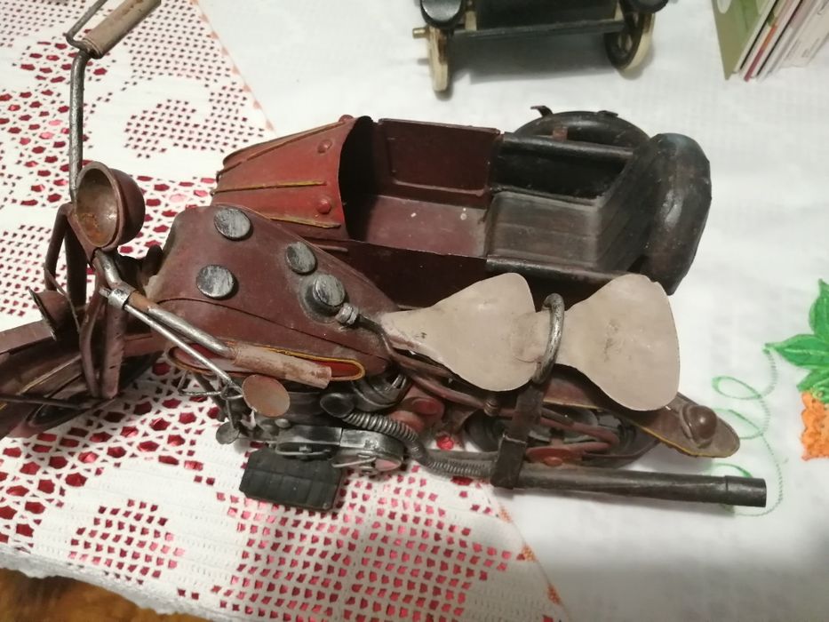 Uma replica de motorcycle