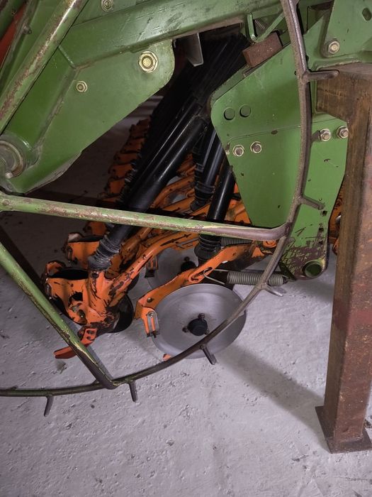 Siewnik Amazone AD302 talerzowy