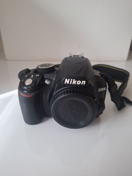 Nikon D3100 kit 18-55