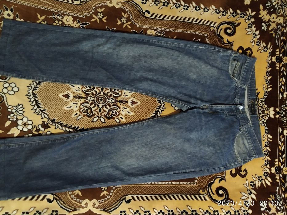 Джинсы мужские                                                     .