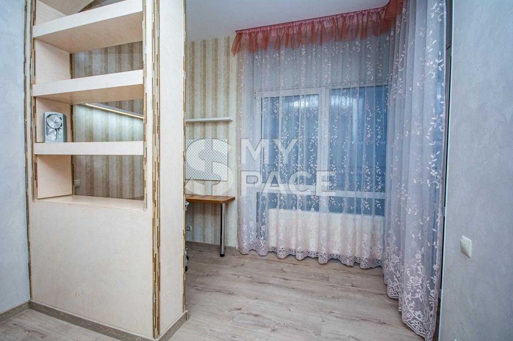 Коновальця Алмазова ЖК Митець 2к Якісна  74.3 м² Печерськ Центр