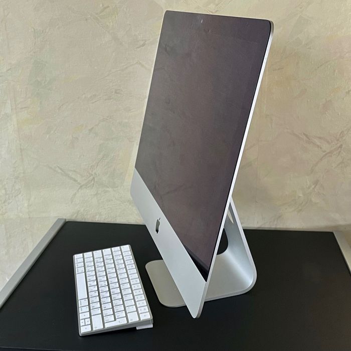 Apple iMac 21.5 Retina 4K, 2019 (особистий)