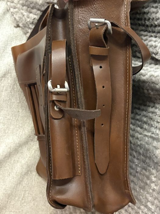 Skórzana torba listonoszka