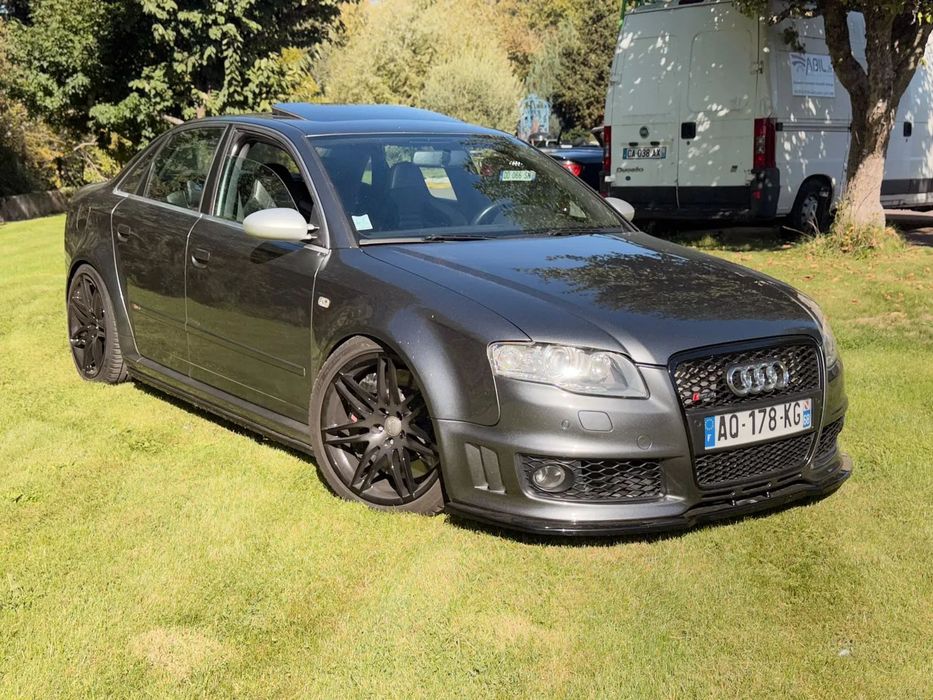 Audi RS4 Limousine