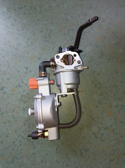 Газовий карбюратор-редуктор для генератора