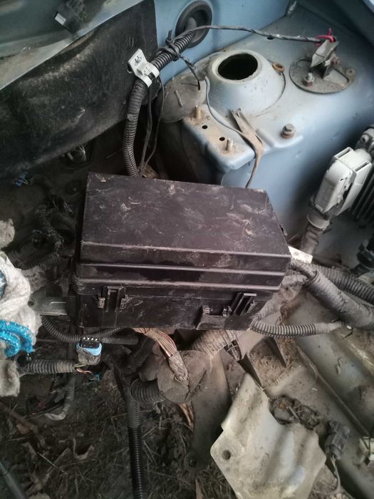 Блок запобіжників Шевроле Авео