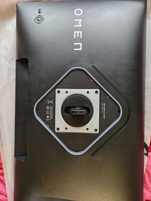 HP Omen 27qs монітор на запчастини (2K, 240Hz, пошкоджена матриця)