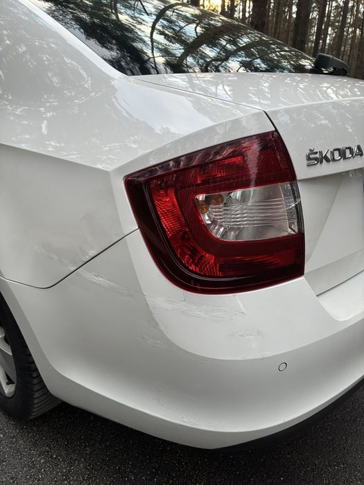 Skoda rapid 1.6 tdi czarny dach