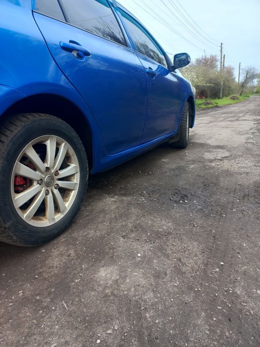 Продам тойоту королу